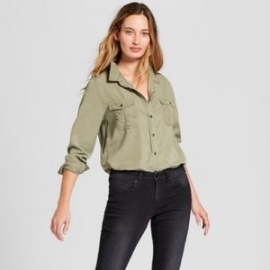 Universal Thread olive green button front shirt.